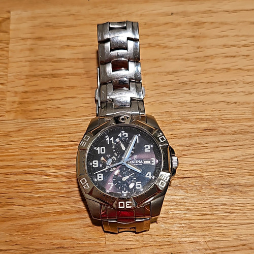 Herren-Armbanduhr